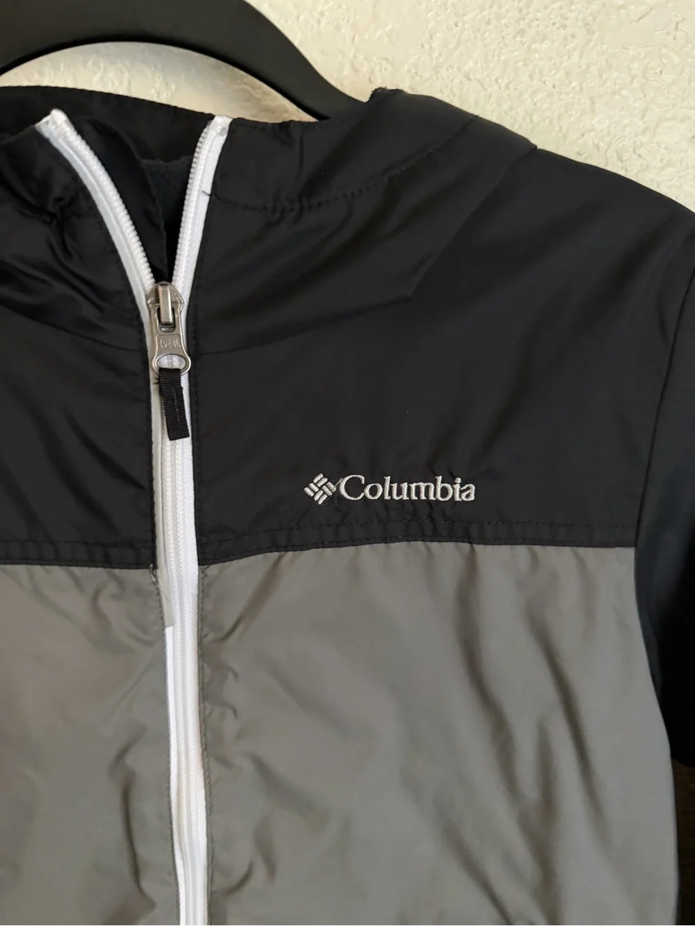 Columbia Boys Rain-Zilla II Fleece Lined Rain Jacket M 10/12 Black Grey